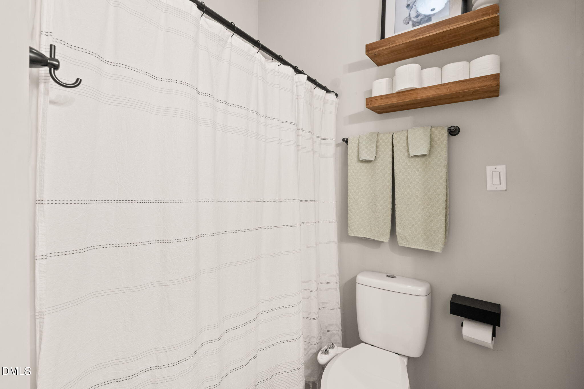 4601 Pine Trace Drive Raleigh, NC 27613 - Photo 26 of 38 Bathroom 2