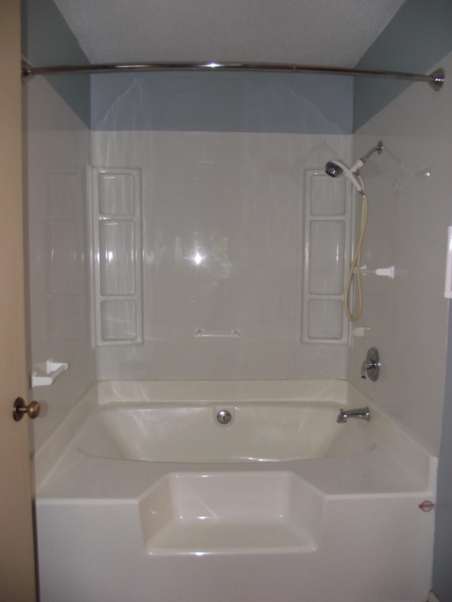 906 Valley Road Kingston, TN 37763 - Photo 17 of 30 010