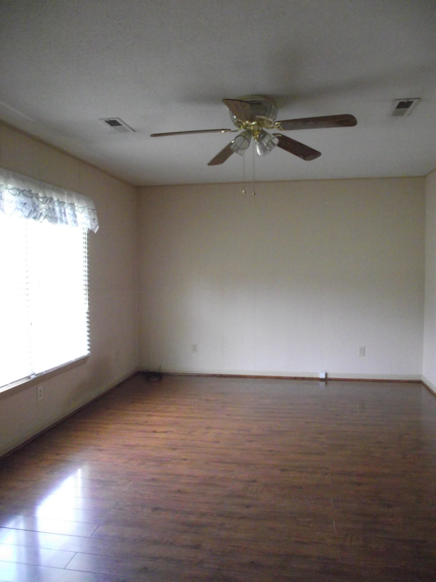 906 Valley Road Kingston, TN 37763 - Photo 20 of 30 020