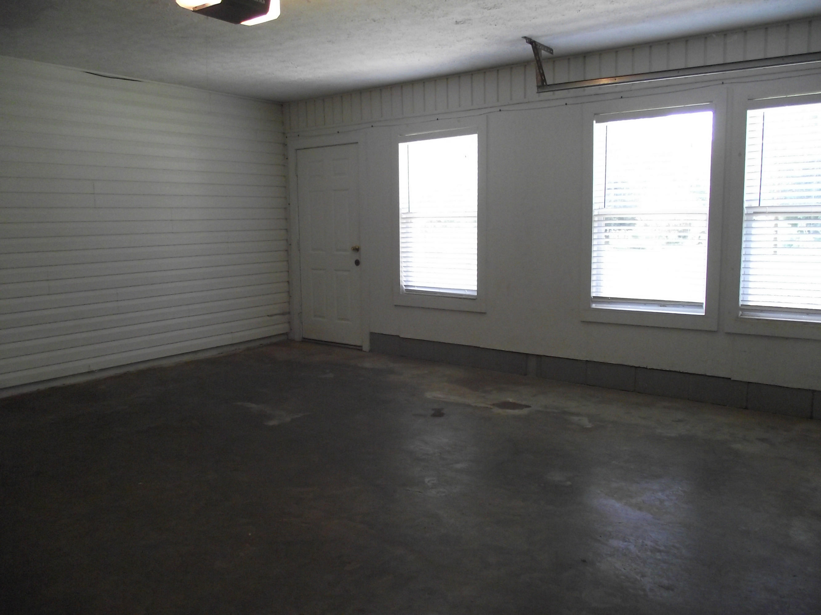 906 Valley Road Kingston, TN 37763 - Photo 25 of 30 032