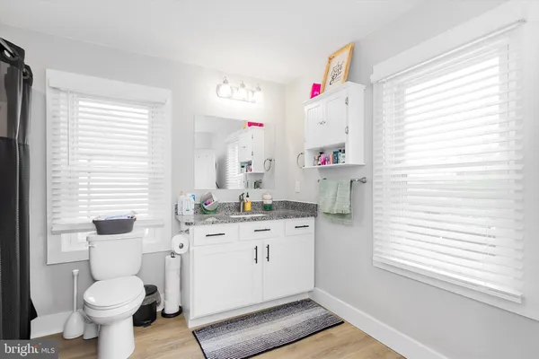 $371,000 | 511 Virginia Avenue, Front Royal, VA 22630