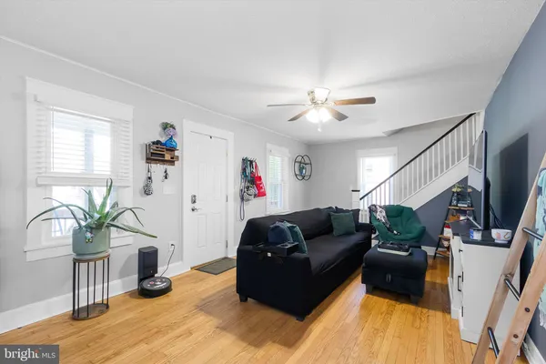 $371,000 | 511 Virginia Avenue, Front Royal, VA 22630