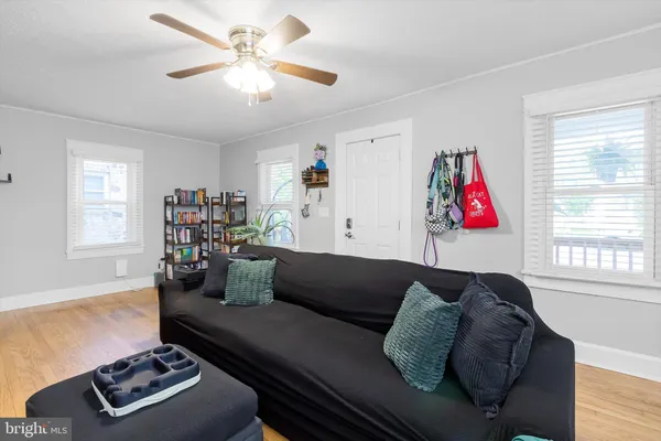 $371,000 | 511 Virginia Avenue, Front Royal, VA 22630