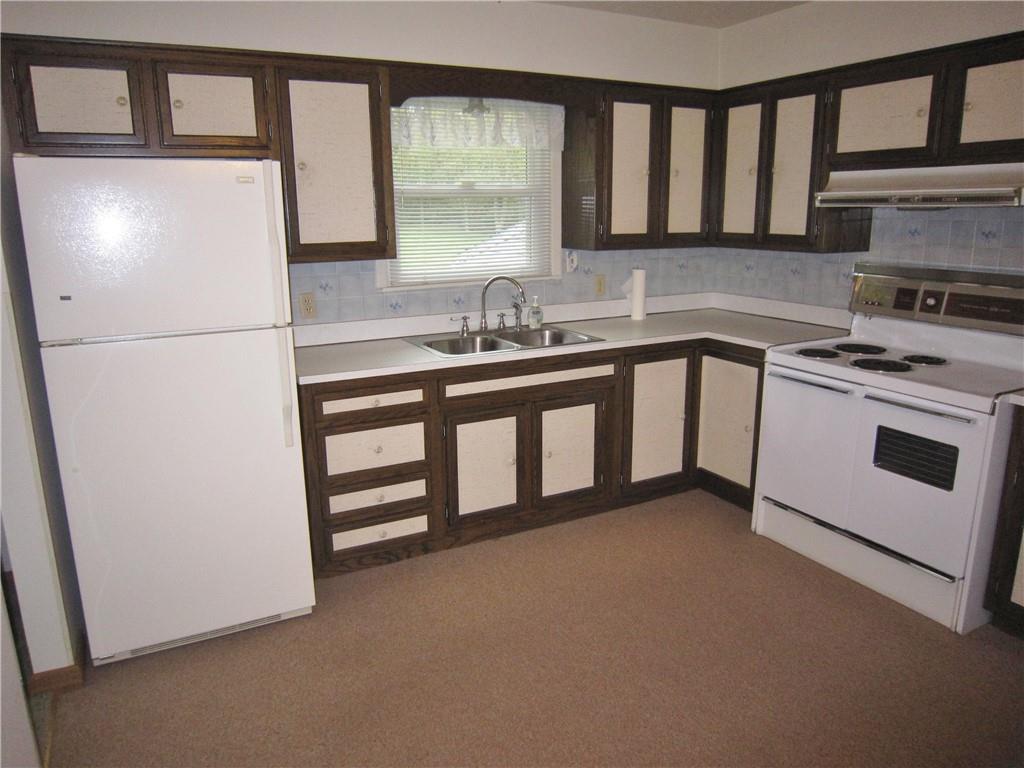 160 Messmore Road McClellandtown, PA 15458 - Photo 7 of 20 Gallery Image 7