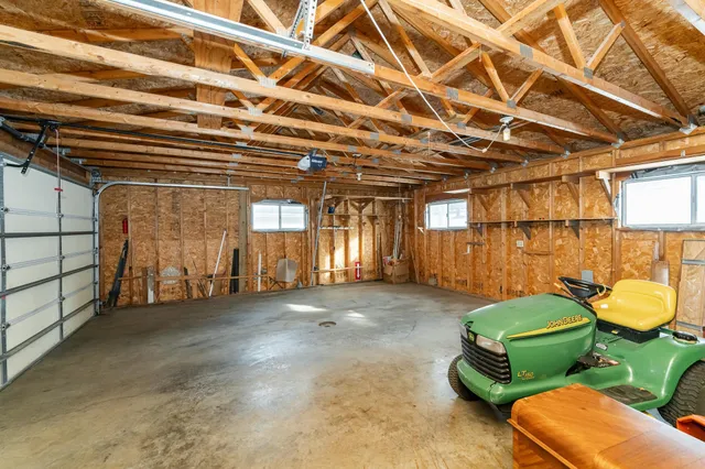 $287,000 | 490 County Road 11 Northeast, Pine Island, MN 55963