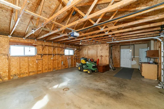 $287,000 | 490 County Road 11 Northeast, Pine Island, MN 55963