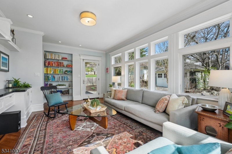 43 Ridgewood Terrace Maplewood, NJ 07040 - Photo 20 of 44