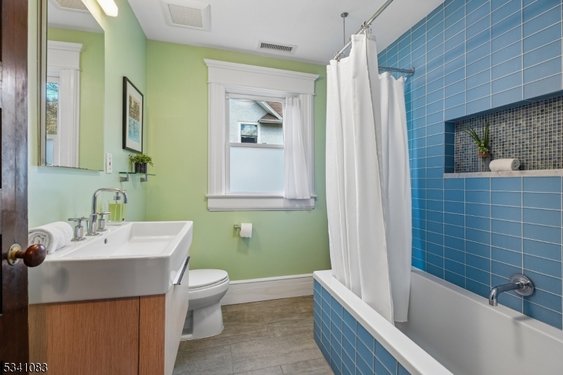 43 Ridgewood Terrace Maplewood, NJ 07040 - Photo 29 of 44