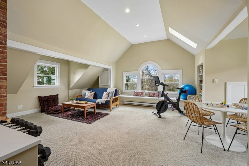 43 Ridgewood Terrace Maplewood, NJ 07040 - Photo 31 of 44