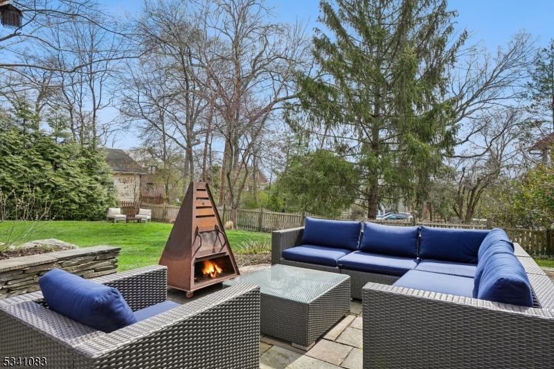 43 Ridgewood Terrace Maplewood, NJ 07040 - Photo 36 of 44