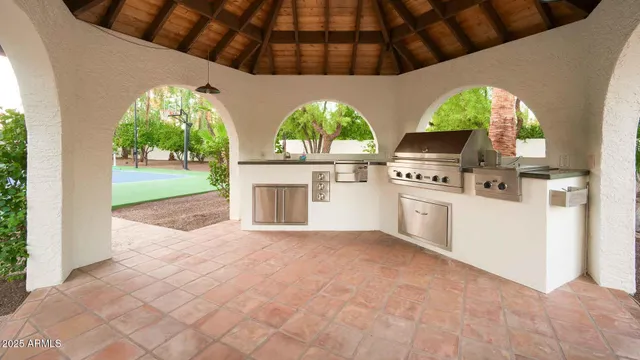 $30,000 | 9300 North 58th Street, Paradise Valley, AZ 85253