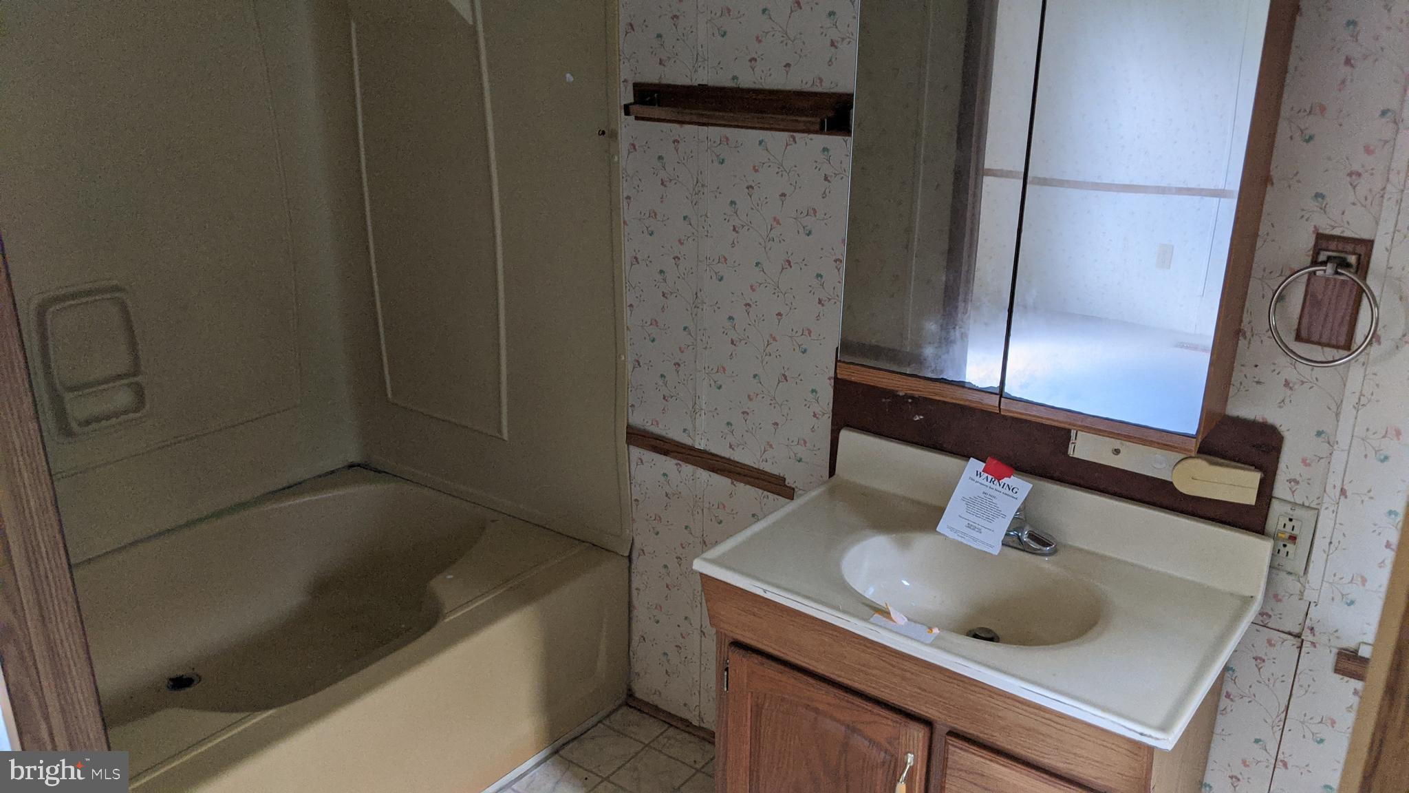 6484 Browning Road Culpeper, VA 22701 - Photo 8 of 13 Master bath