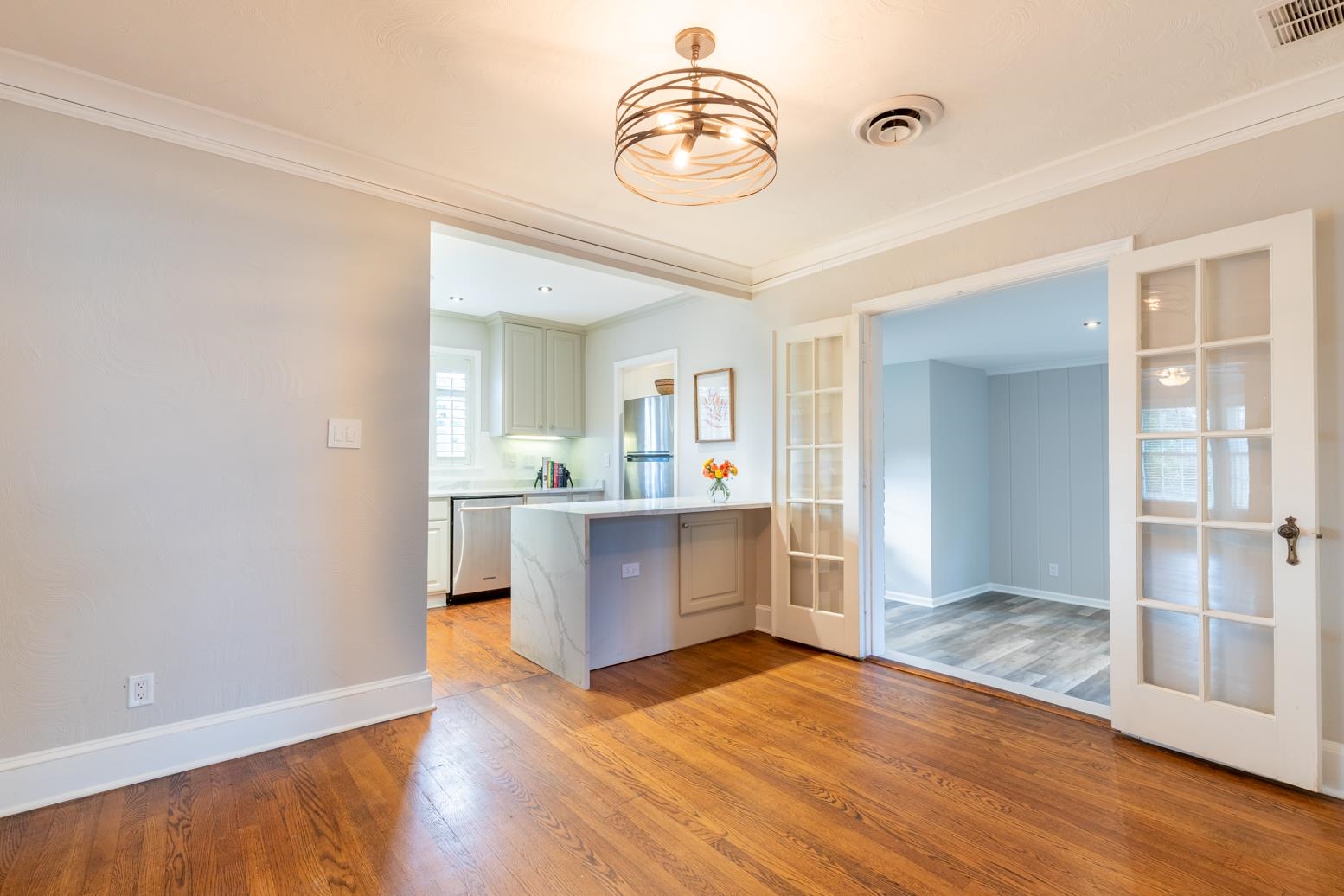 380 Holmes Circle Memphis, TN 38111 - Photo 10 of 22 a view of kitchen with granite countertop cabinets and wooden floor