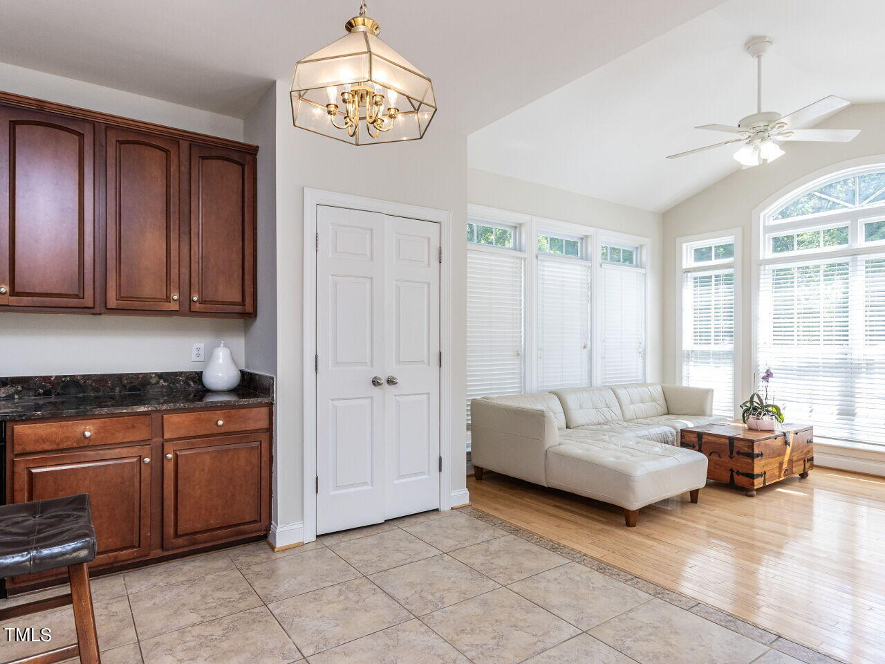 6256 Big Sandy Drive Raleigh, NC 27616 - Photo 14 of 43 017-1280x960-breakfast-nook