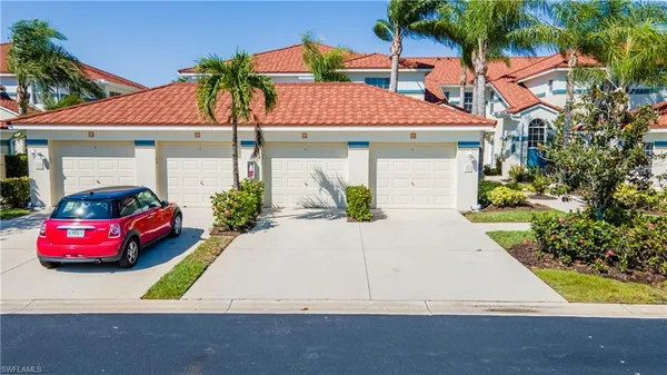 $2,200 | 10910 Santa Margherita Road, Unit 102, Estero, FL 34135