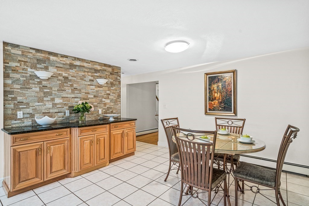 2 Matthew Street Andover, MA 01810 - Photo 12 of 42 Gallery Image 12