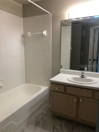 $239,000 | 1939 Summer Club Drive, Unit 215, Oviedo, FL 32765