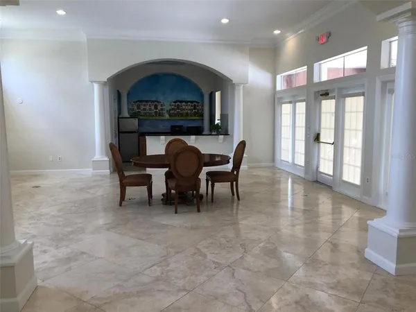 $239,000 | 1939 Summer Club Drive, Unit 215, Oviedo, FL 32765