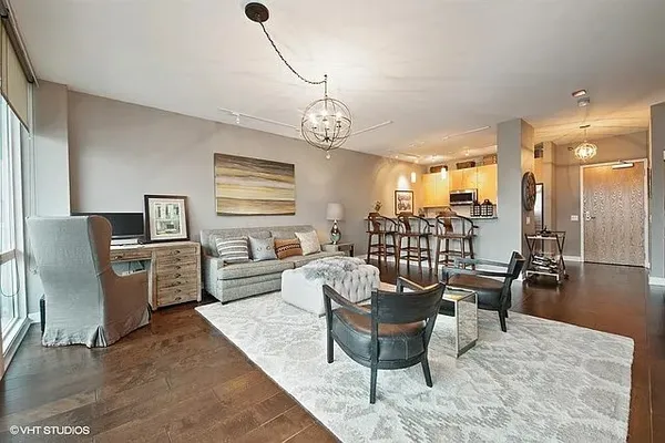 $389,000 | 757 North Orleans Street, Unit 1503, Chicago, IL 60654