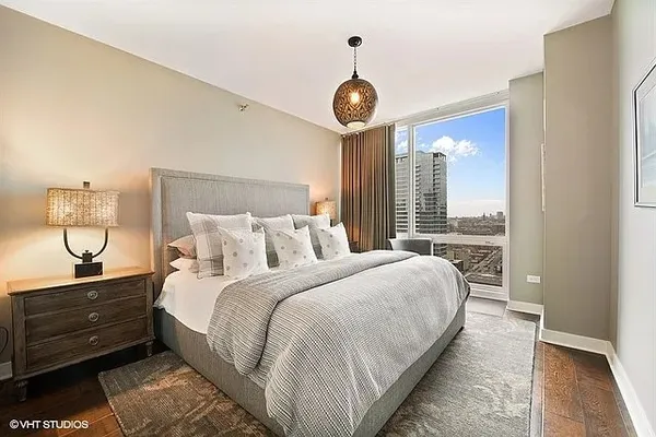 $389,000 | 757 North Orleans Street, Unit 1503, Chicago, IL 60654
