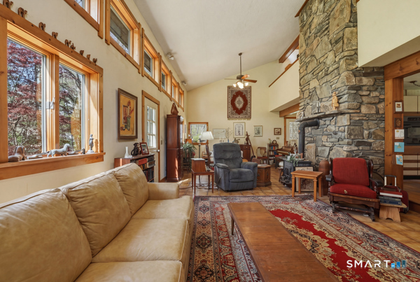 1707 Center Groton Road Ledyard, CT 06339 - Photo 5 of 17