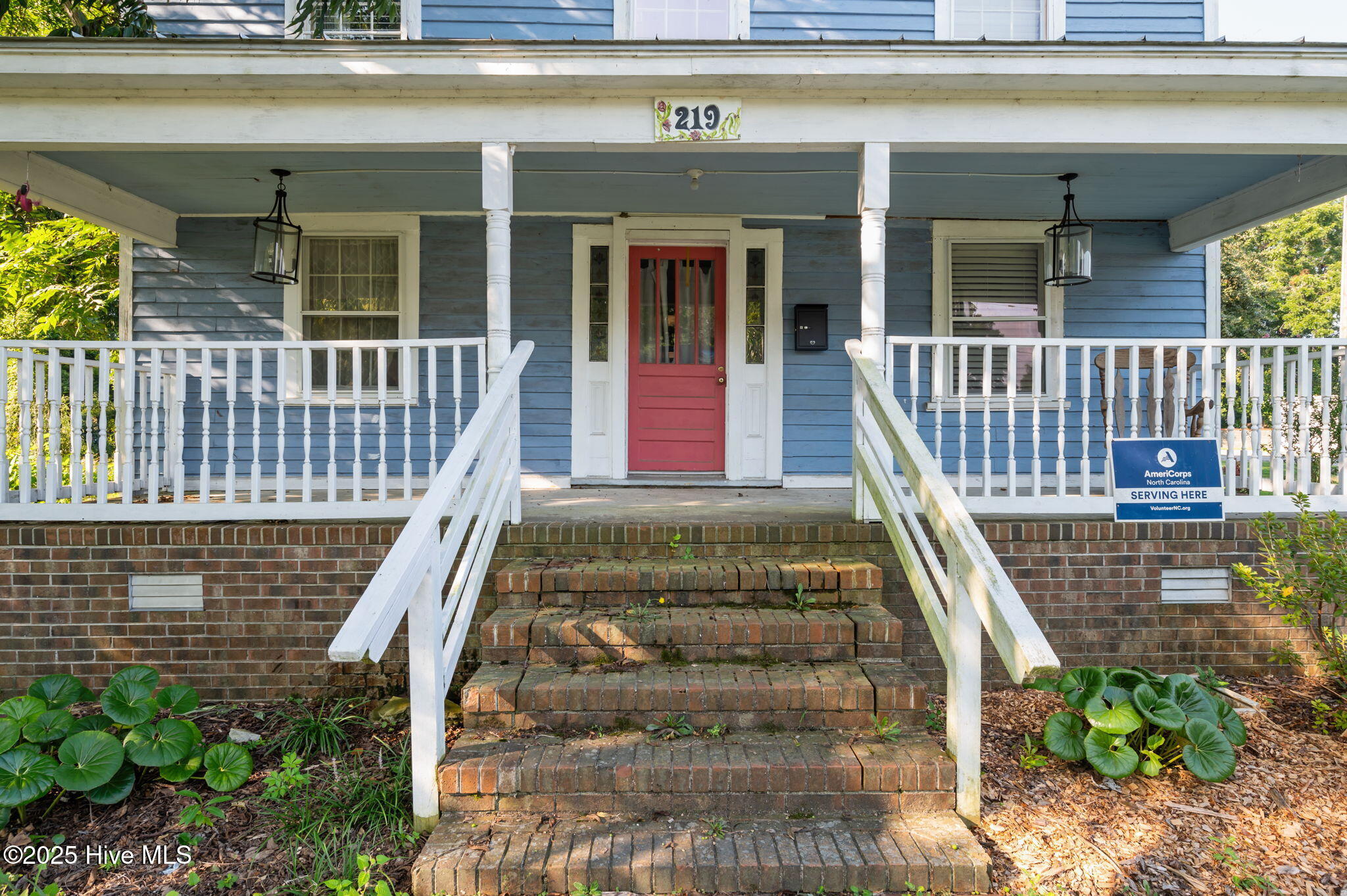 219 East 3rd Street Washington, NC 27889 - Photo 4 of 56 4-web-or-mls-LHV_5392