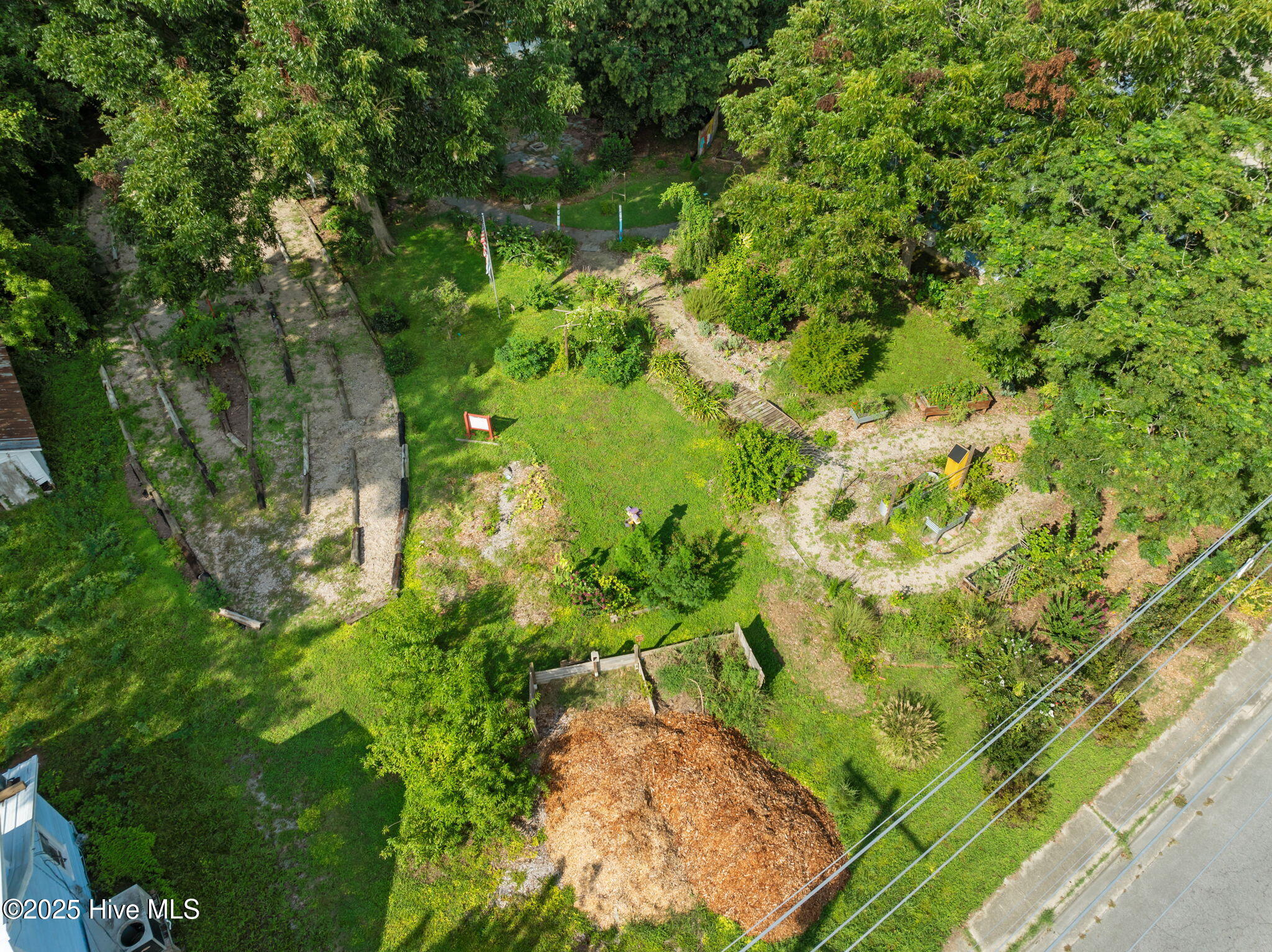 219 East 3rd Street Washington, NC 27889 - Photo 10 of 56 10-web-or-mls-DJI_0243