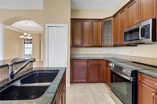 an empty room with window