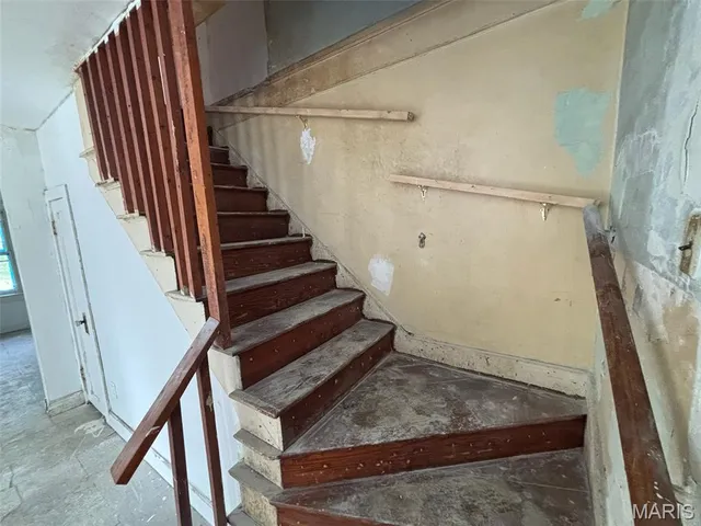 $100,000 | 21 South 57th Street, Belleville, IL 62226