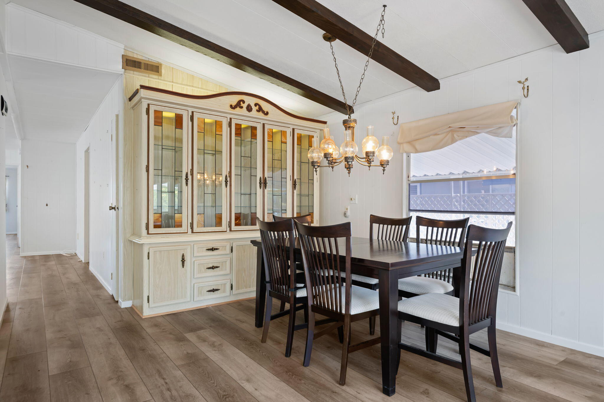 340 Old Mill Road, Unit SPC 140 Santa Barbara, CA 93110 - Photo 7 of 30 08-Dining