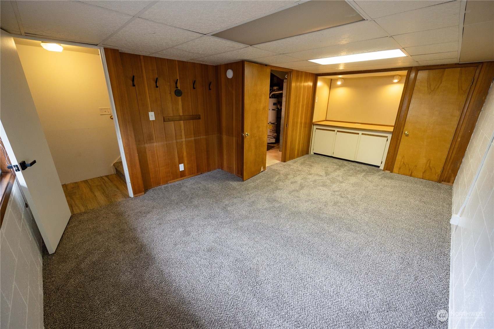129 Del Monte Avenue Fircrest, WA 98466 - Photo 23 of 38 a view of empty room with front door