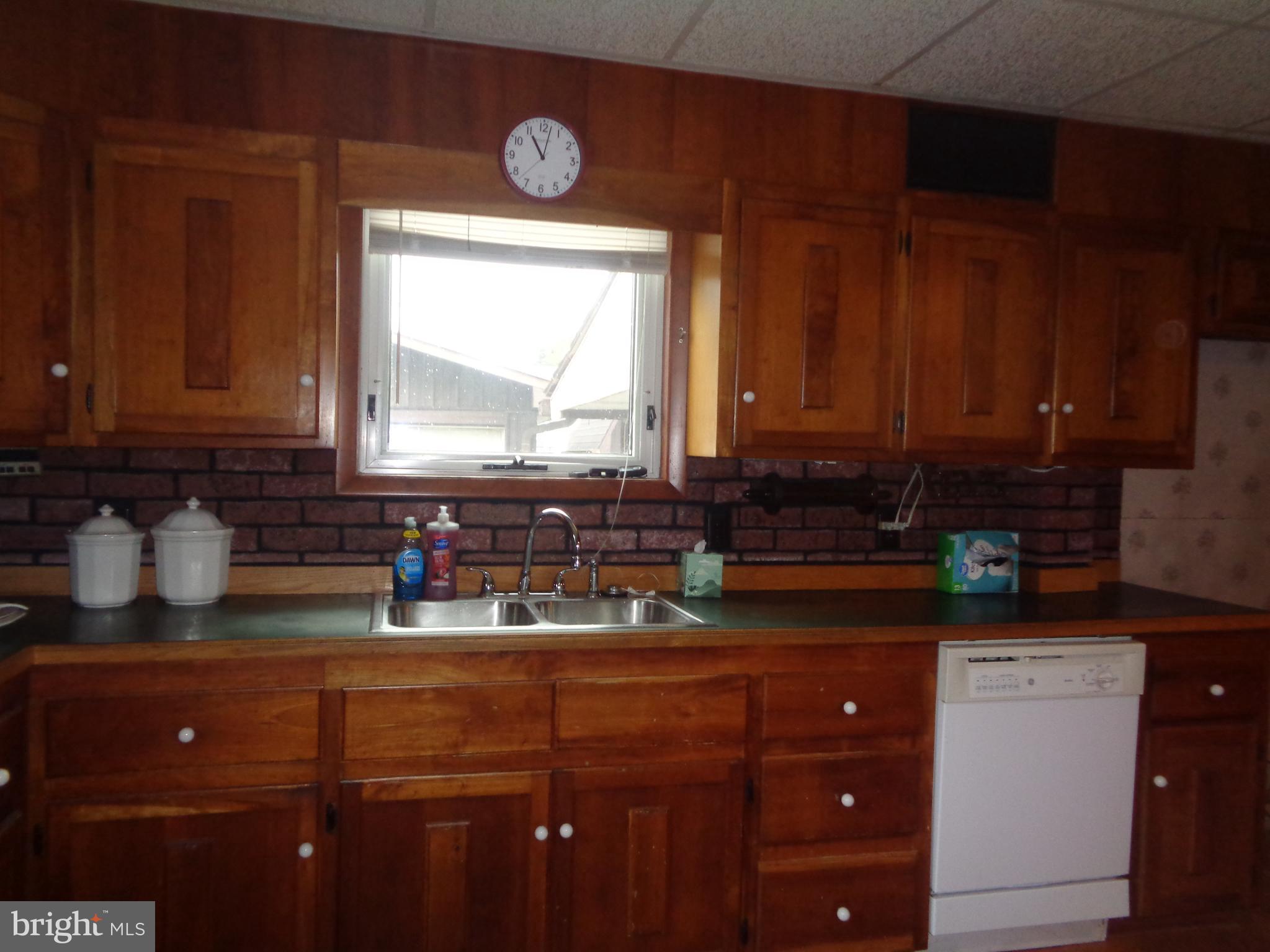 4 Waterfront Street Reedsville, PA 17084 - Photo 3 of 27 Kitchen