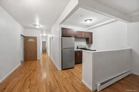 $999,998 | 747 East 213th Street | Williamsbridge