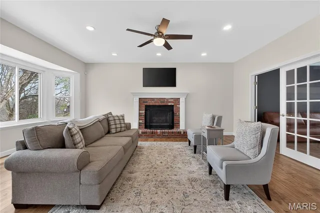 $525,000 | 3954 Millers Crossing, St. Charles, MO 63304