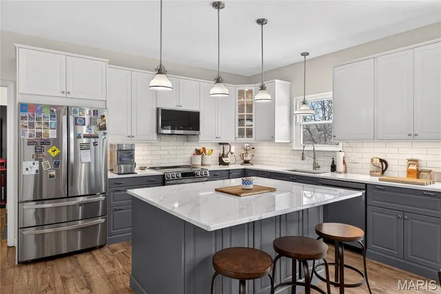 $525,000 | 3954 Millers Crossing, St. Charles, MO 63304