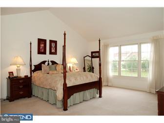 9 Elliston Court Exton, PA 19341 - Photo 10 of 12 Bedroom - Main