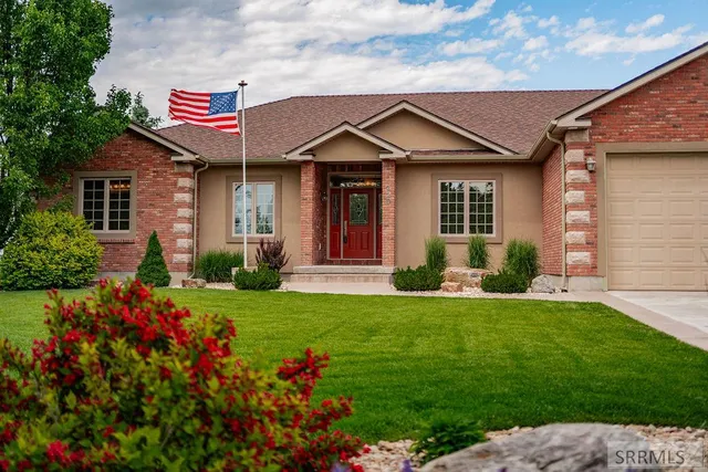 $769,999 | 220 Stillwater Drive, Idaho Falls, ID 83404