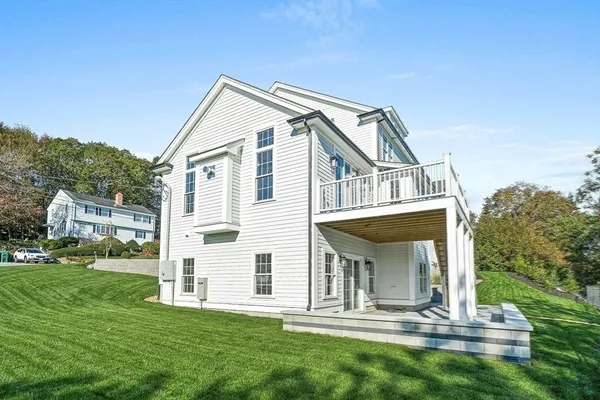 $2,695,000 | 14 Liana Street, Woburn, MA 01801