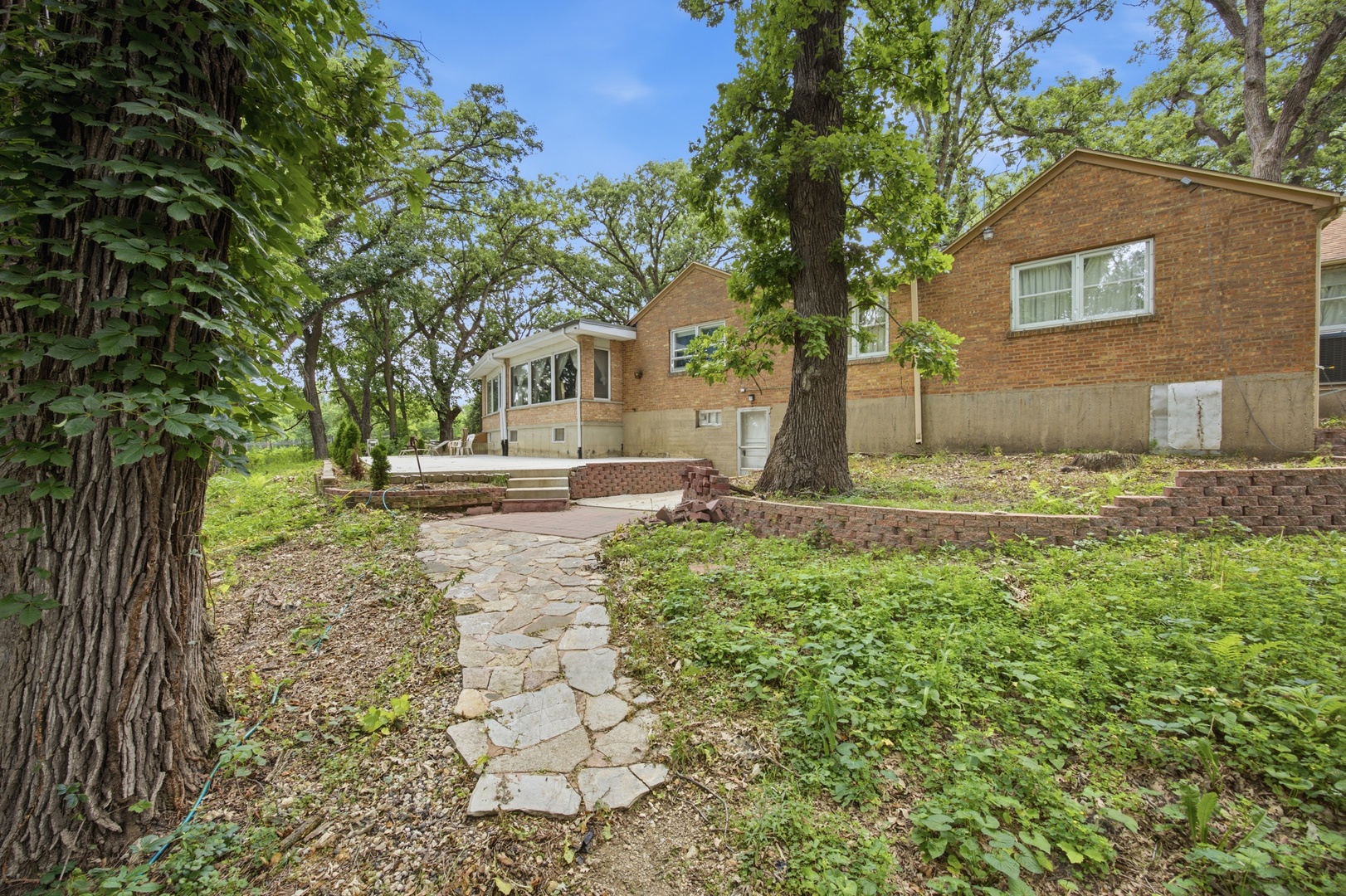 37W961 Bowes Road Elgin, IL 60124 - Photo 39 of 51