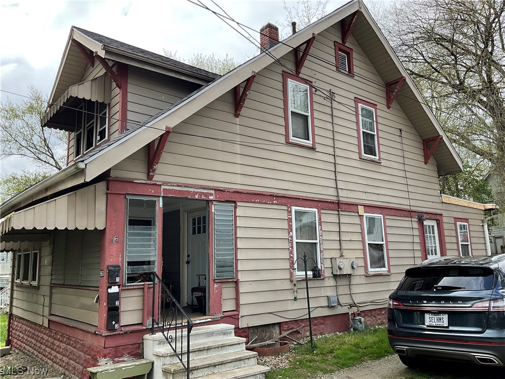 960 Sawyer Avenue Akron, OH 44310 - Photo 1 of 14