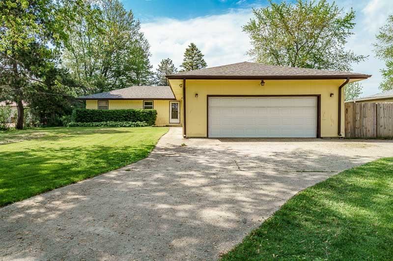 7128 Flora Road Rockford, IL 61101 - Photo 1 of 27 Gallery Image 1