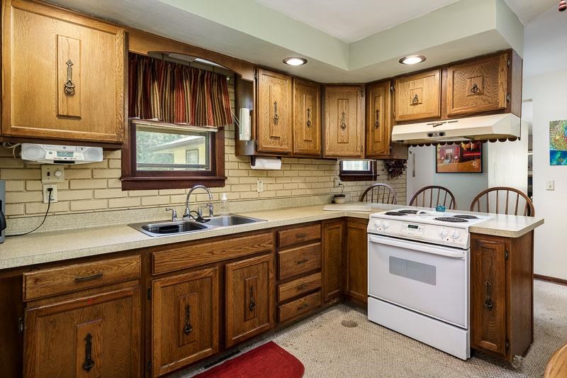 7128 Flora Road Rockford, IL 61101 - Photo 9 of 27 Gallery Image 9