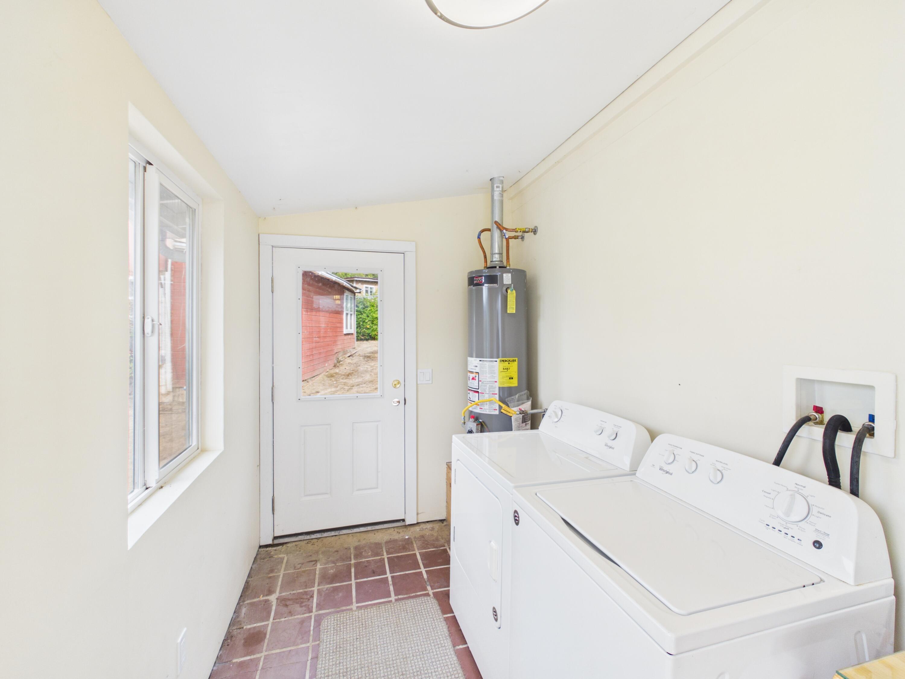 179 School Road Miranda, CA 95553 - Photo 48 of 55