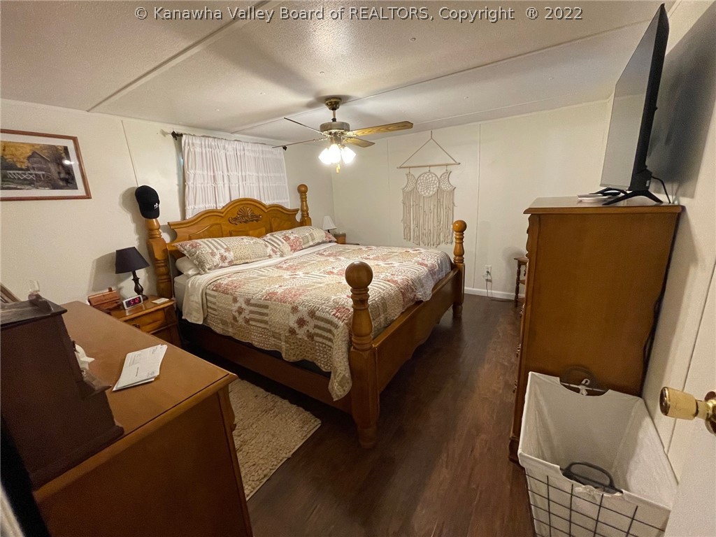 11366 Clay Road Newton, WV 25266 - Photo 22 of 27 Gallery Image 22