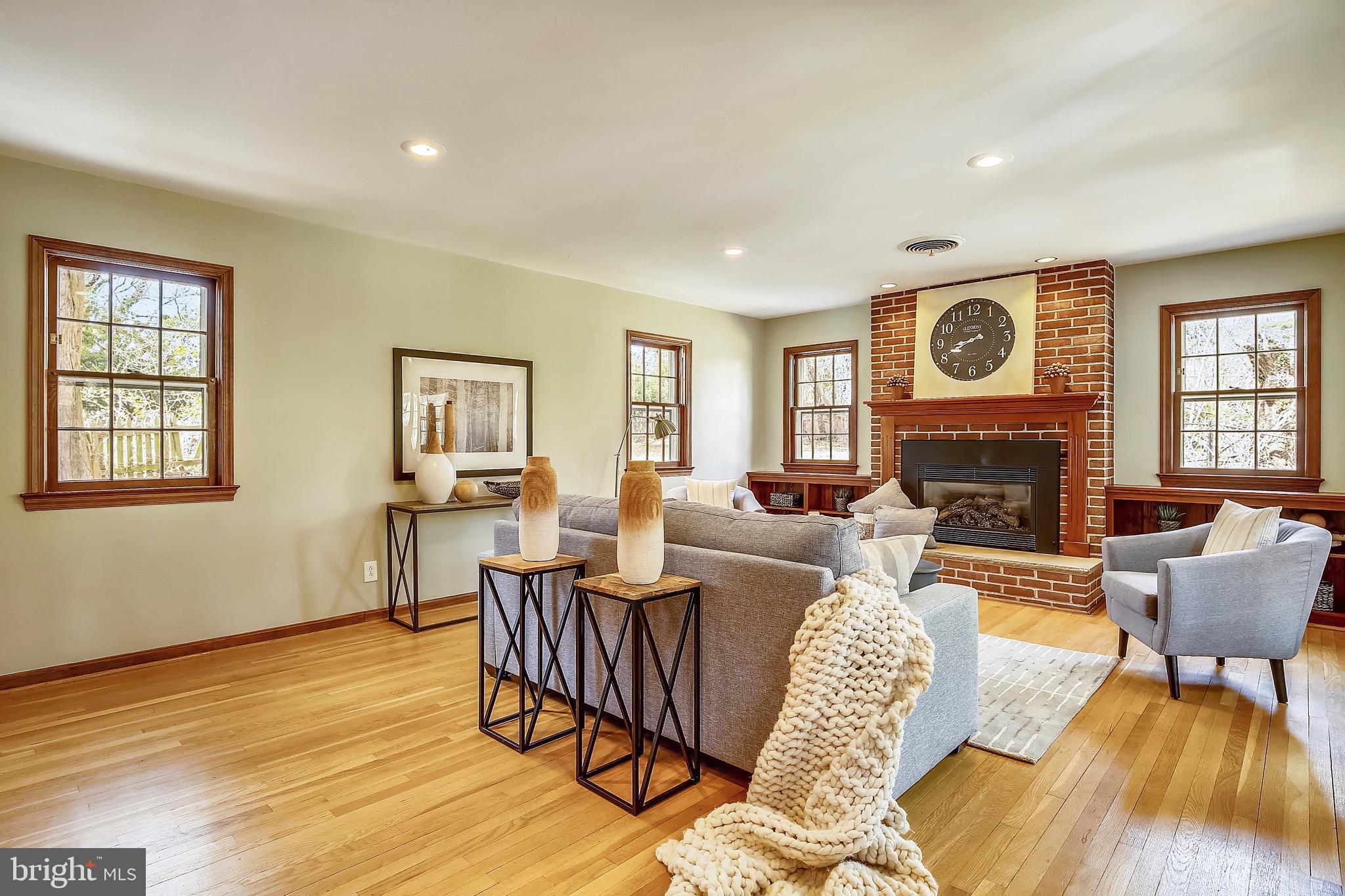 9700 Byeforde Road Kensington, MD 20895 - Photo 21 of 46 Gallery Image 21