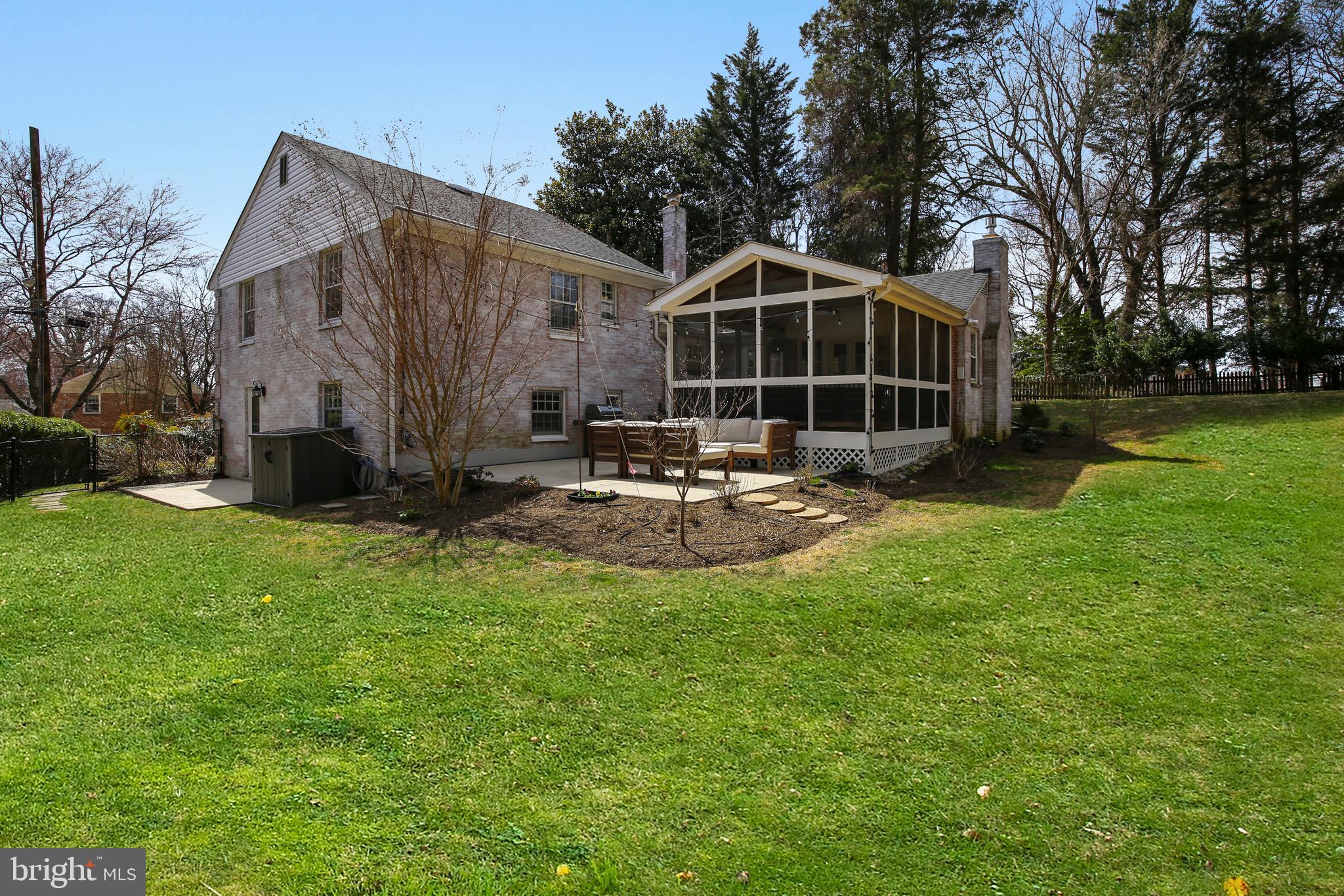 9700 Byeforde Road Kensington, MD 20895 - Photo 40 of 46 Gallery Image 40