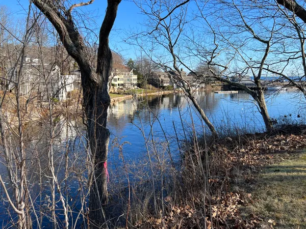 $1,595,000 | 413 Shore Road, Ogunquit, ME 03907