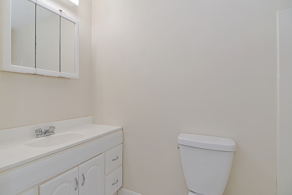 17 Cypress Road Wrentham, MA 02093 - Photo 11 of 36 Gallery Image 11