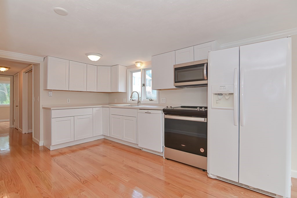 17 Cypress Road Wrentham, MA 02093 - Photo 25 of 36 Gallery Image 25