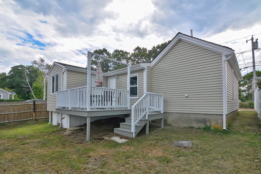 17 Cypress Road Wrentham, MA 02093 - Photo 4 of 36 Gallery Image 4